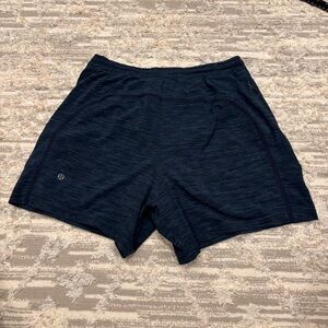 Lululemon Pace Breaker Lined Shorts 4.5” Men’s Medium Run Workout Phone Pocket